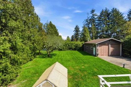 Garden / Landscaping Photo of 5860 172 Street, Surrey, BC