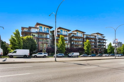 Outdoor Deck Photo of 211 500 Royal Avenue, New Westminster, BC