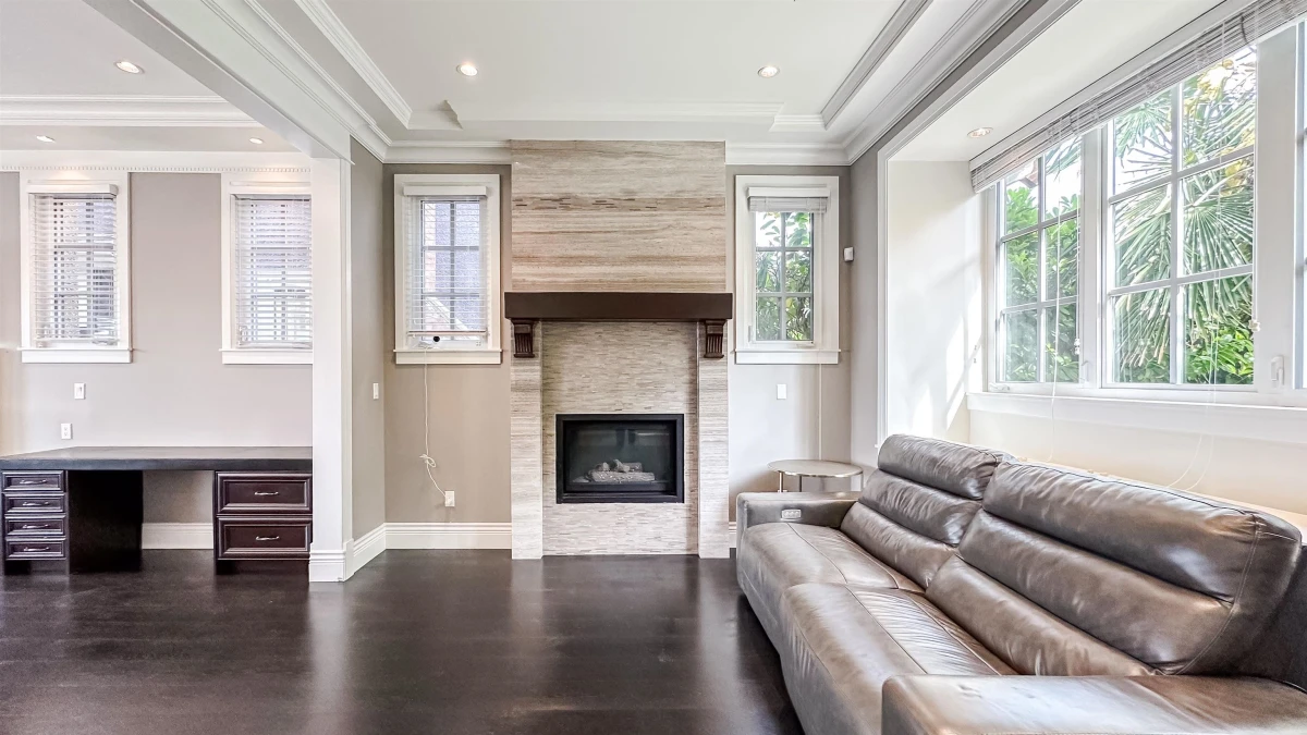 Family Room Photo of 3941 W 11th Avenue, Vancouver, BC