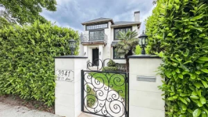 3941 W 11th Avenue, Vancouver, BC