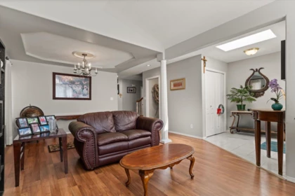 Hallway Photo of 3 6336 Tyson Road, Chilliwack, BC