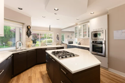 Kitchen Island Photo of 2488 138 Street, Surrey, BC