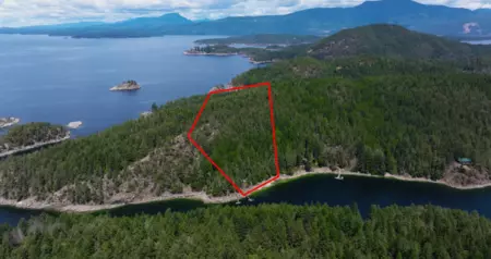 LOT C Cockburn Bay, Nelson Island, BC, Nelson Island — Single Family Residence for sale