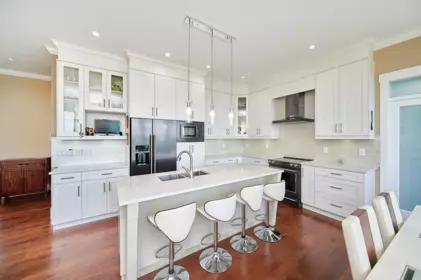 Breakfast Nook Photo of 10163 247 Street, Maple Ridge, BC