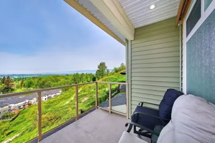 Office / Den Photo of 10163 247 Street, Maple Ridge, BC