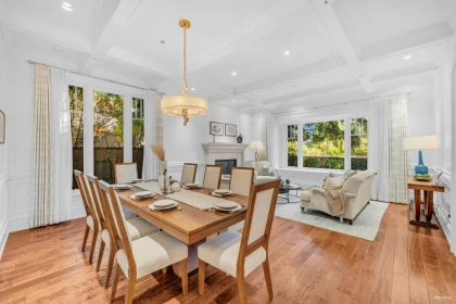 Kitchen Island Photo of 5530 Mcmaster Road, Vancouver, BC