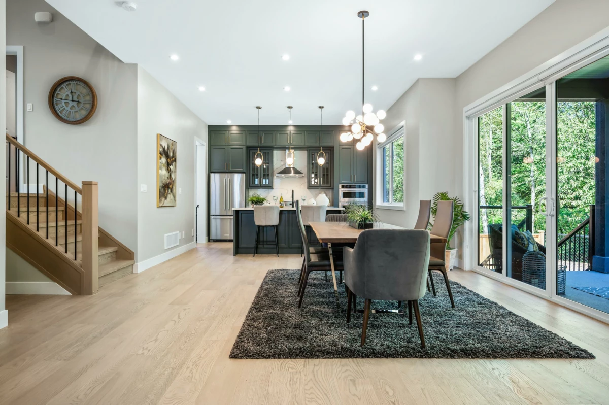 Dining Area Photo of 24461 Jenewein Drive, Maple Ridge, BC