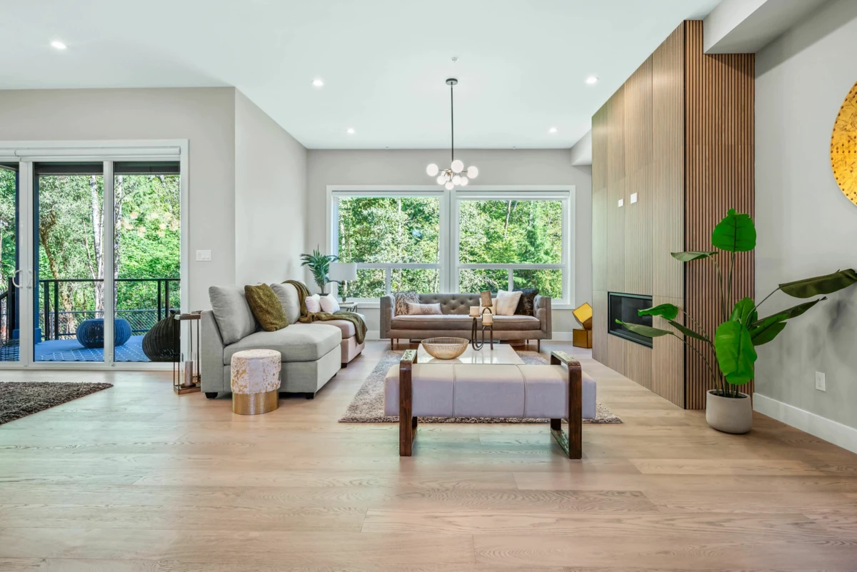 Living Room Photo of 24461 Jenewein Drive, Maple Ridge, BC