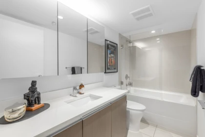Powder Room Photo of 1803 1009 Harwood Street, Vancouver, BC