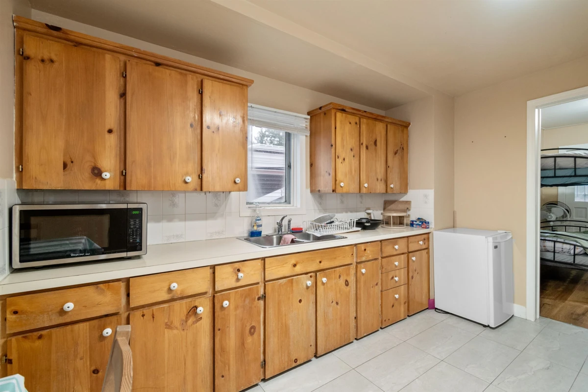 Family Room Photo of 366 Water Avenue, Hope, BC