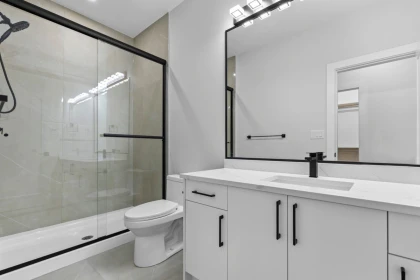 Powder Room Photo of 8548 Dunbar Way, Mission, BC