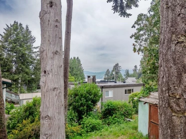 Primary Bathroom Photo of 5197 Radcliffe Road, Sechelt, BC