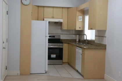 Kitchen Island Photo of 3 7433 St. Albans Road, Richmond, BC