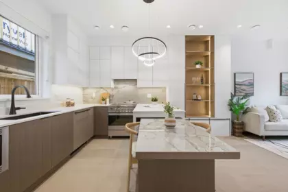 Kitchen Island Photo of 4021 West 18th Avenue, Vancouver, BC