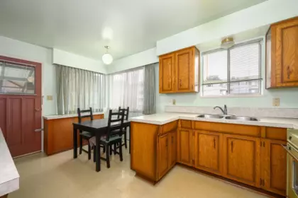Guest Bathroom Photo of 8371 Spires Road, Richmond, BC