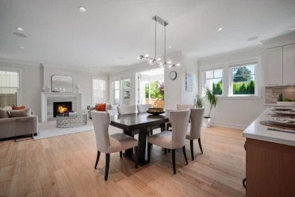Kitchen Island Photo of 1516 129a Street, Surrey, BC