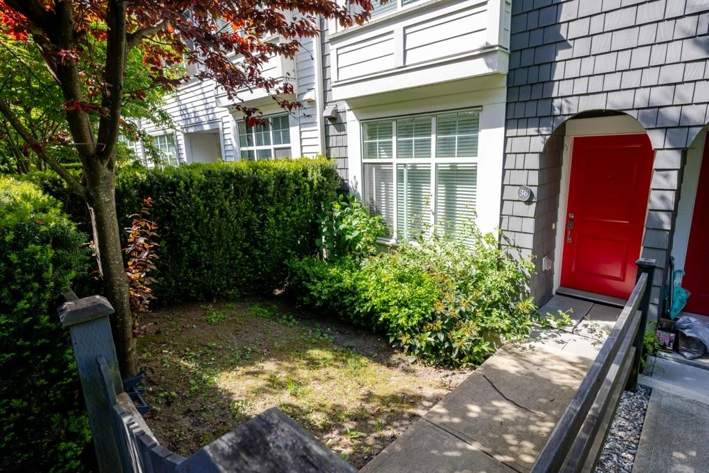 Living Room Photo of 36 8130 136a Street, Surrey, BC