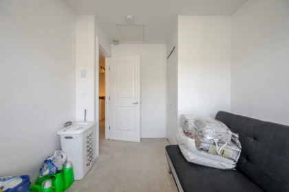 Guest Bathroom Photo of 36 8130 136a Street, Surrey, BC