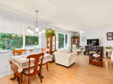 Kitchen Photo of 38 5761 Wharf Avenue, Sechelt, BC
