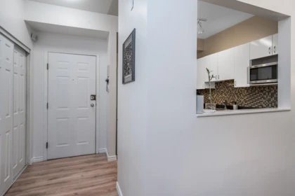 Kitchen Photo of 104 10668 138 Street, Surrey, BC