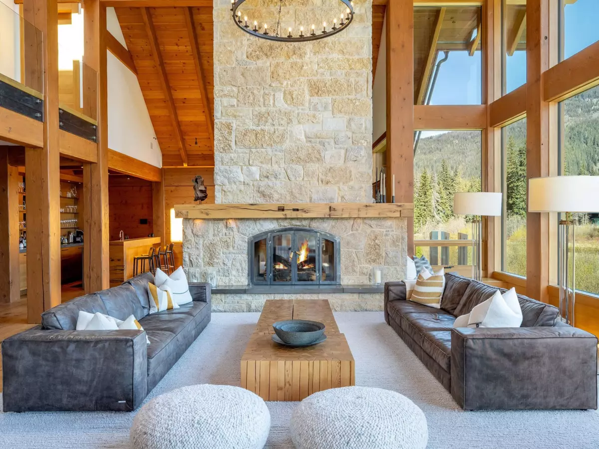 Living Room Photo of 8441 Golden Bear Place, Whistler, BC