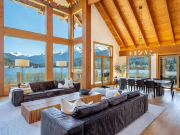 8441 Golden Bear Place, Whistler, BC, Pemberton — 5 bed single family residence for sale