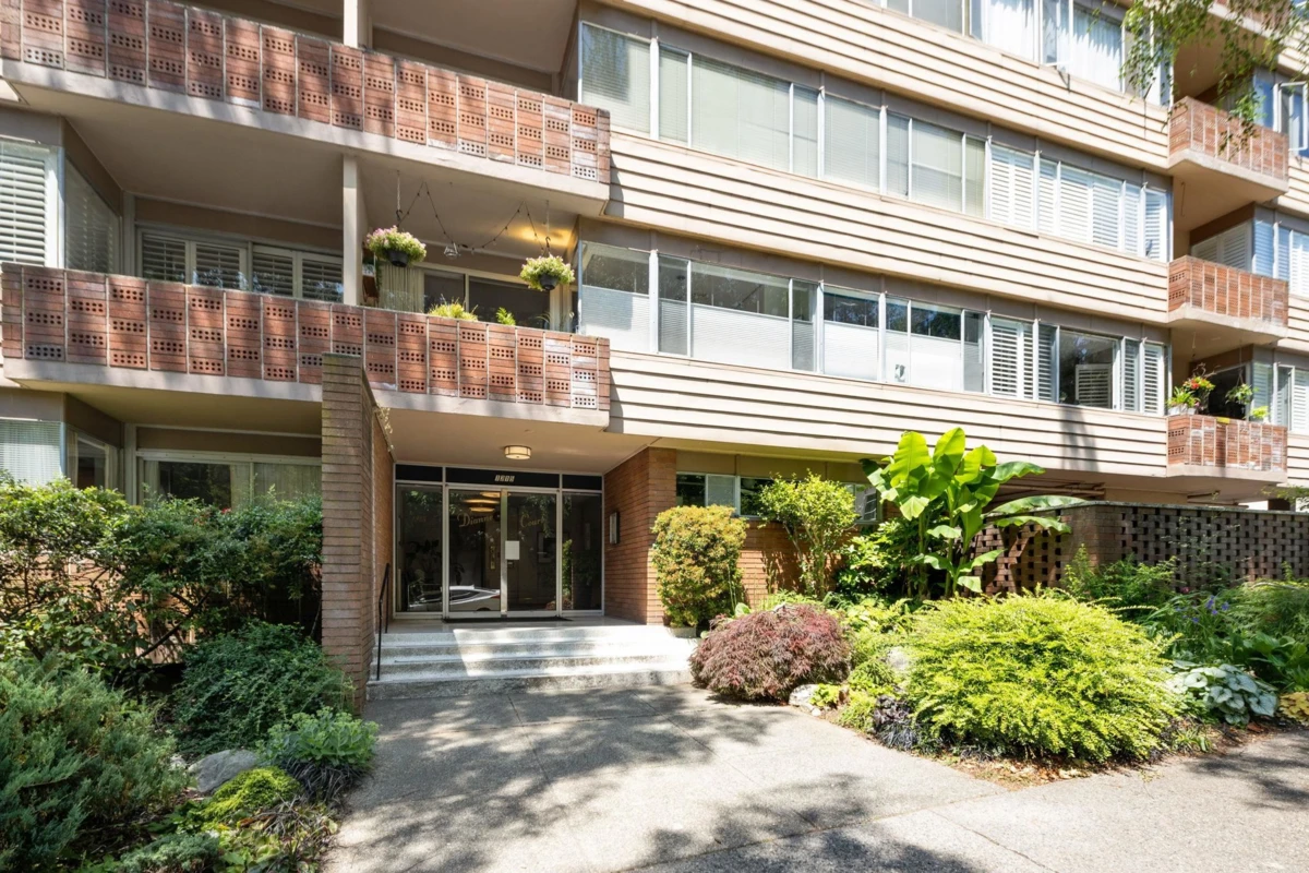 Exterior Rear Photo of 401 1315 Cardero Street, Vancouver, BC