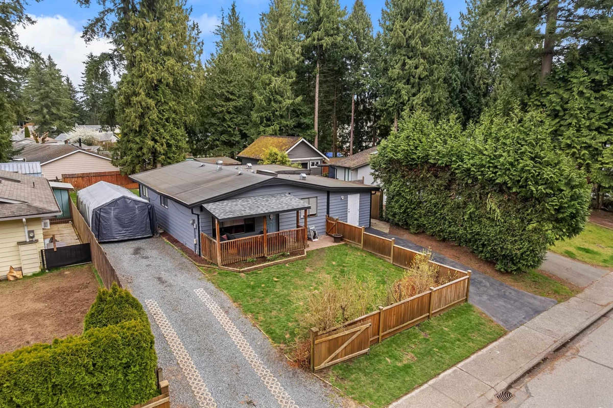 Family Room Photo of 4552 200a Street, Langley, BC
