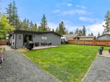 Front Yard Photo of 4552 200a Street, Langley, BC