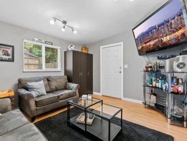 Powder Room Photo of 4552 200a Street, Langley, BC