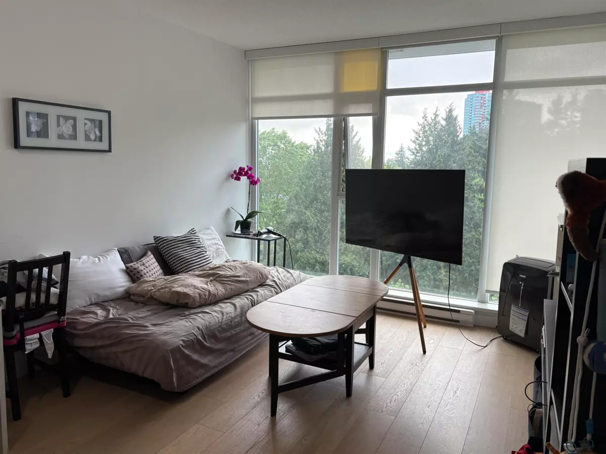 Dining Area Photo of 807 6588 Nelson Avenue, Burnaby, BC