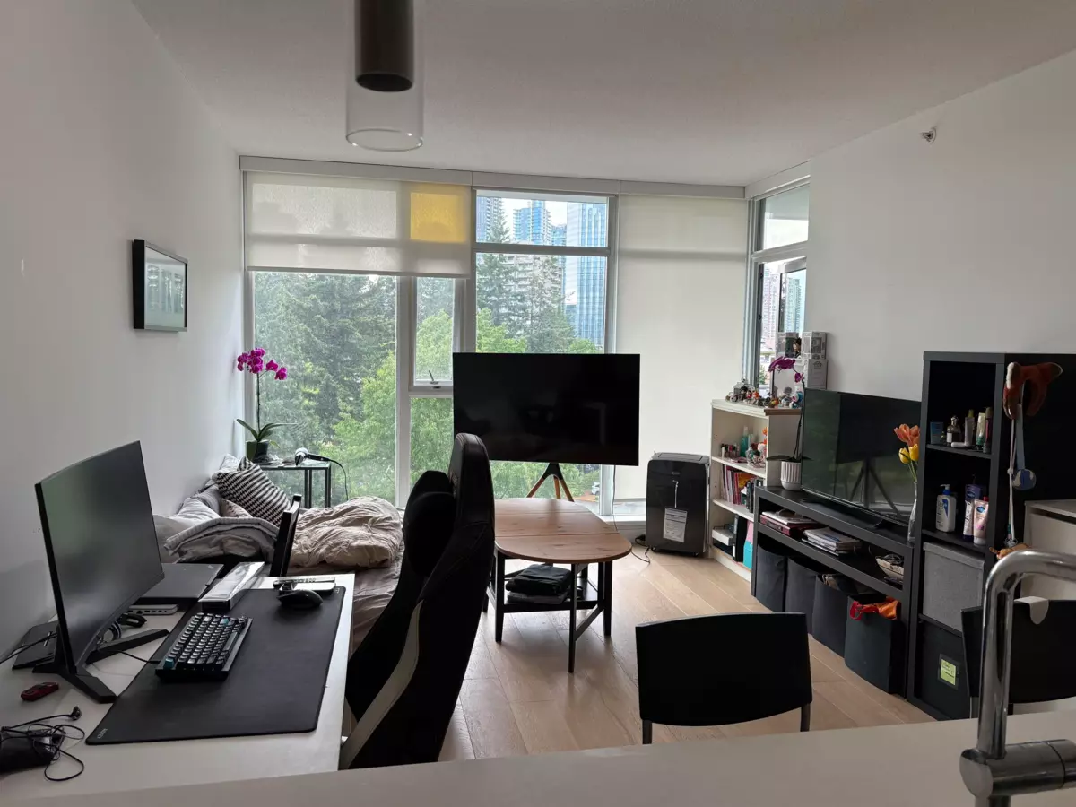 Family Room Photo of 807 6588 Nelson Avenue, Burnaby, BC