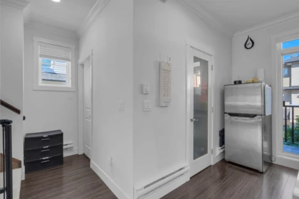 Powder Room Photo of 113 13898 64 Avenue, Surrey, BC