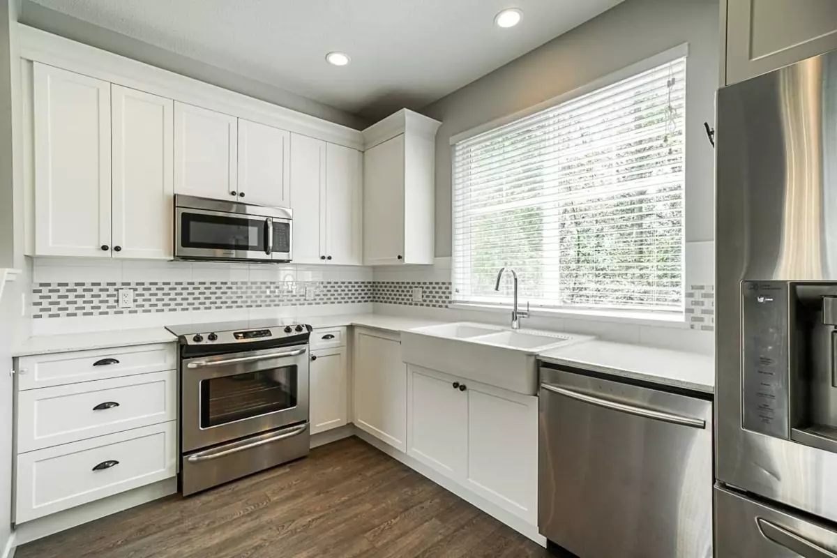 Exterior Rear Photo of 9 19128 65 Avenue, Surrey, BC