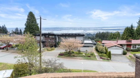 Office / Den Photo of 234 Rondoval Crescent, North Vancouver, BC