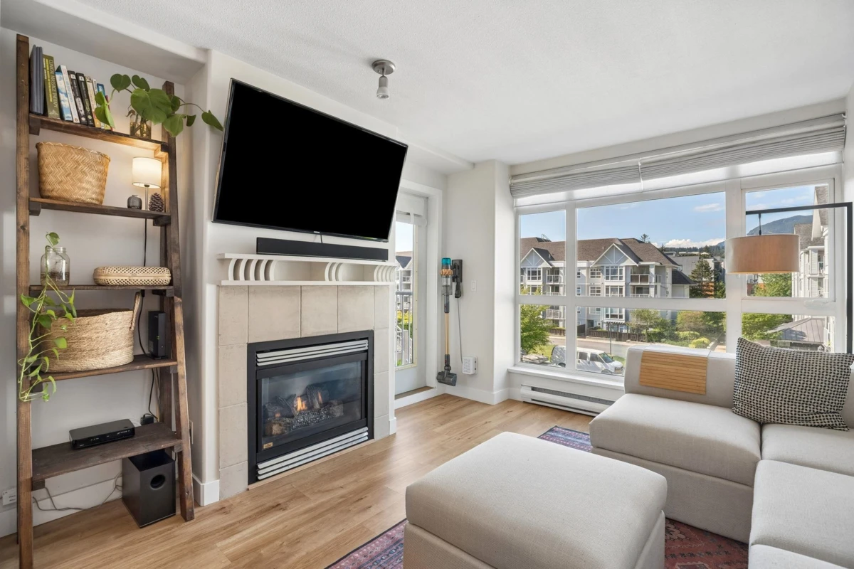 Family Room Photo of 212 3122 St Johns Street, Port Moody, BC