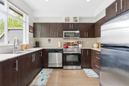 Guest Bathroom Photo of 54 7088 191 Street, Surrey, BC