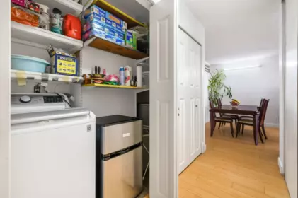 Breakfast Nook Photo of 901 7100 Gilbert Road, Richmond, BC