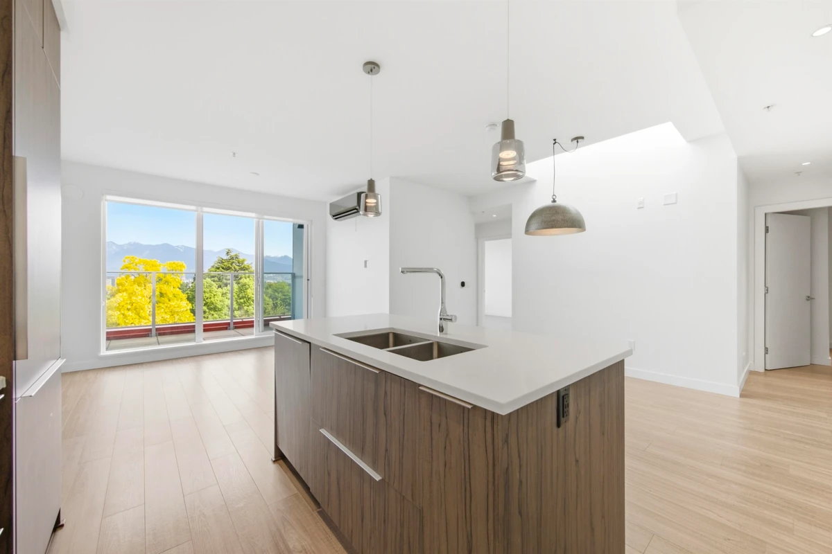 Family Room Photo of 501 379 E Broadway, Vancouver, BC