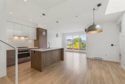 Breakfast Nook Photo of 501 379 E Broadway, Vancouver, BC