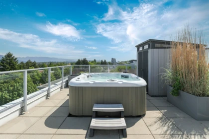 Garden / Landscaping Photo of 501 379 E Broadway, Vancouver, BC