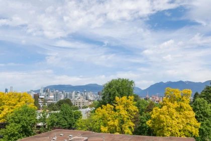Loft / Bonus Room Photo of 501 379 E Broadway, Vancouver, BC