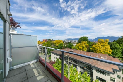 Powder Room Photo of 501 379 E Broadway, Vancouver, BC