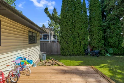 Basement Recreation Room Photo of 19976 49 Avenue, Langley, BC