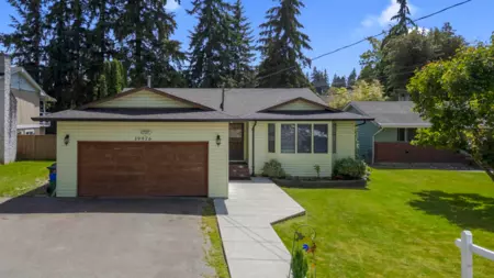 19976 49 Avenue, Langley, BC, Langley — Single Family Residence for sale