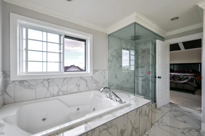 Entry Foyer Photo of 33861 Melburn Drive, Mission, BC