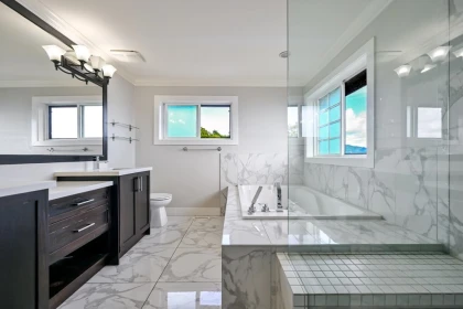 Hallway Photo of 33861 Melburn Drive, Mission, BC