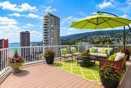 Laundry Room Photo of 801 2187 Bellevue Avenue, West Vancouver, BC