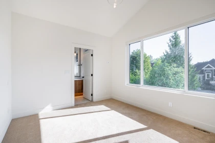 Garage Interior Photo of 16908 1 Avenue, Surrey, BC