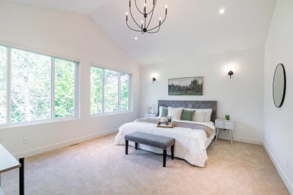 Guest Bathroom Photo of 16908 1 Avenue, Surrey, BC